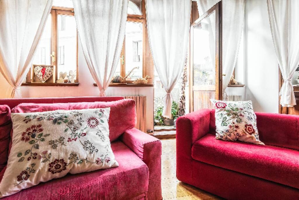 Loft Overlooking The Old Town . Фельтре Экстерьер фото