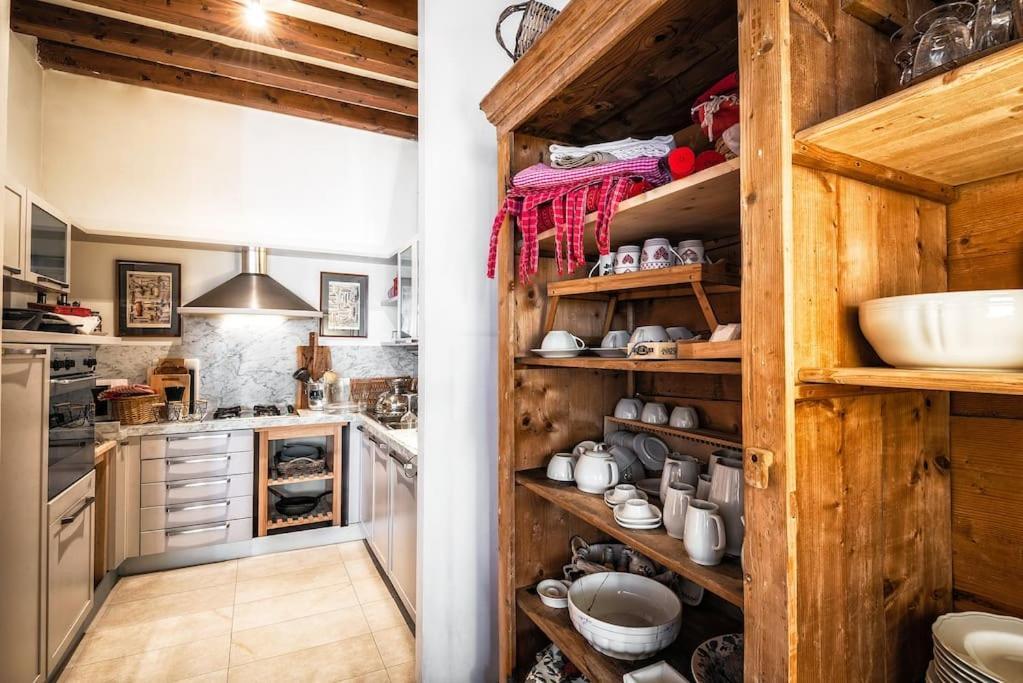 Loft Overlooking The Old Town . Фельтре Экстерьер фото